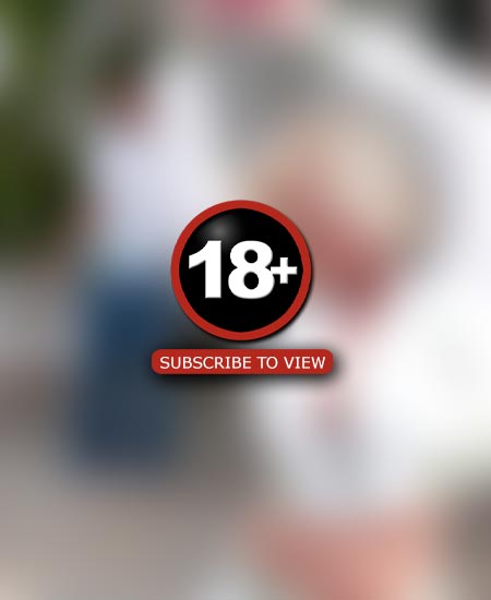 Cheating housewife Devon Lee sucks off the poolguy to get Licensed To Blow